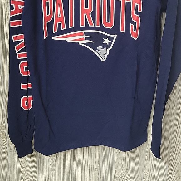 NFL New England Patriots Long Sleeve Tee Shirt Mens Size Medium NWT - Picture 3 of 9